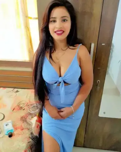 Deola Escorts